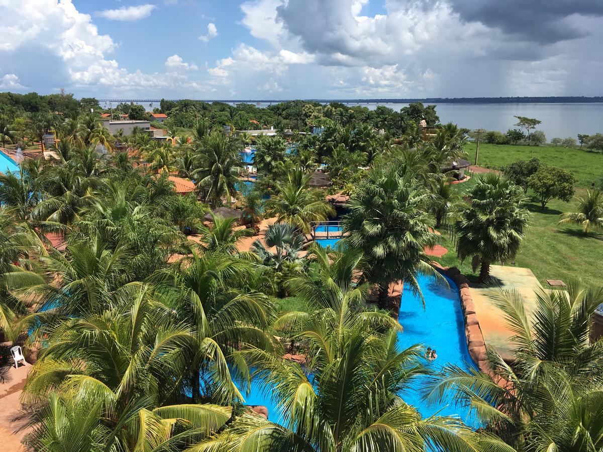 Grandes Lagos Resorts E Parque Aquatico Santa Clara d'Oeste Exterior photo